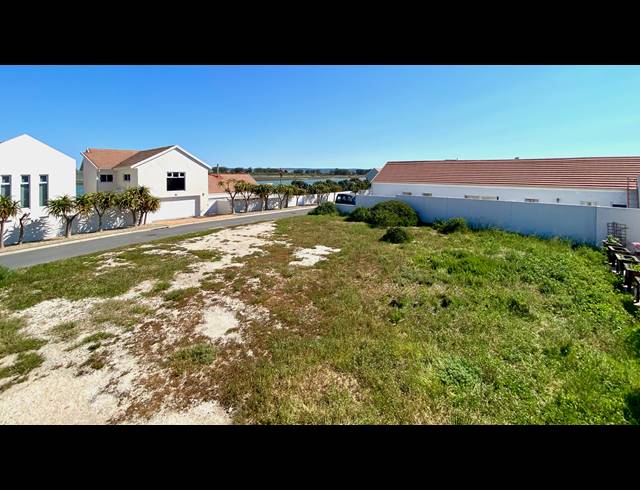 3 BEDROOM HOUSE FOR SALE IN PORT OWEN